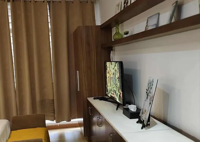 Aparthotel Christine Ph At The Gramercy Residences Makati 2*