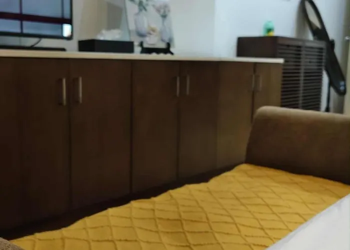 Aparthotel Christine Ph At The Gramercy Residences Makati